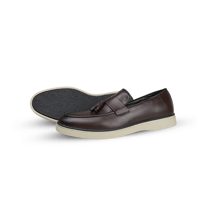 S28 - Mocassin en cuir véritable