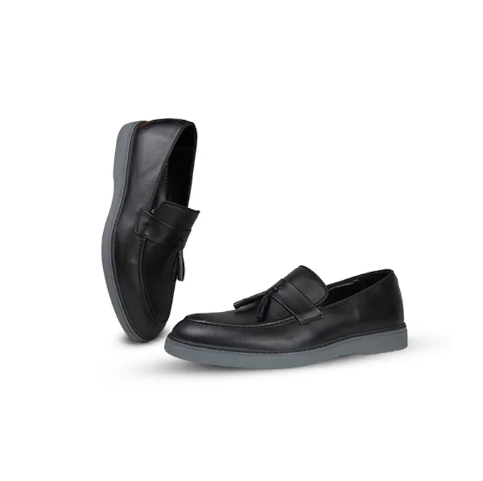 S28 - Mocassin en cuir véritable